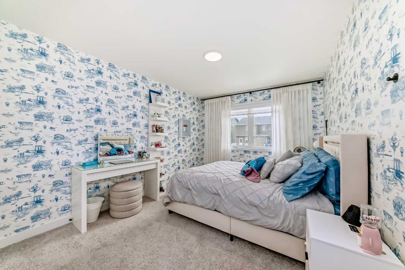 385 Edith Road NW