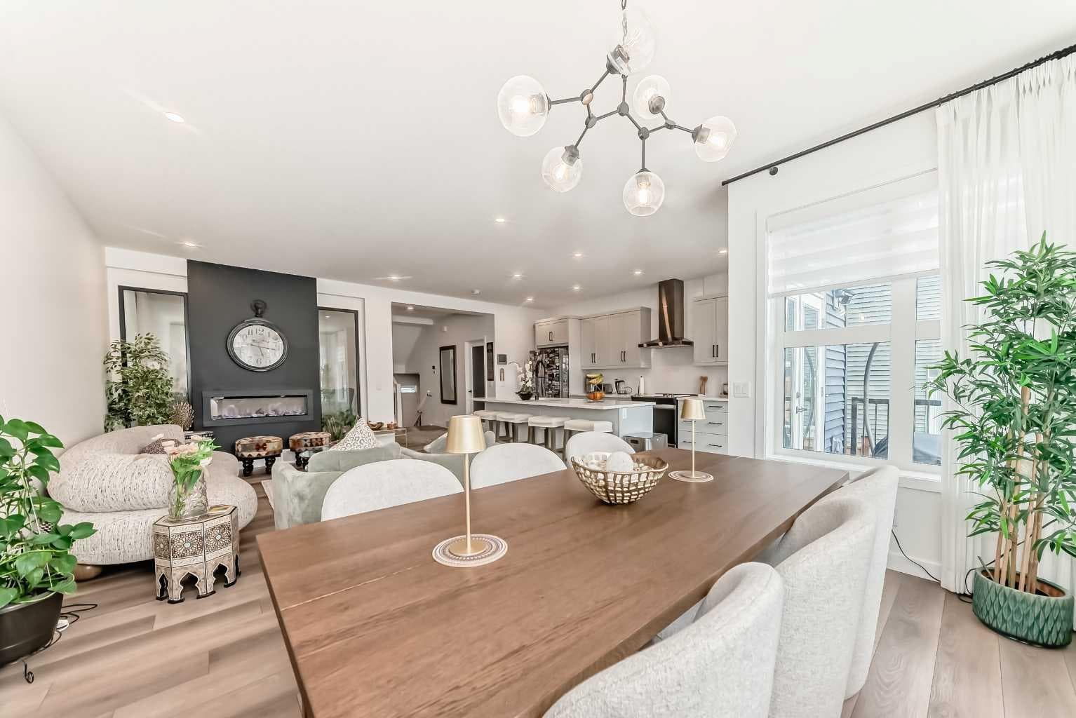 385 Edith Road NW
