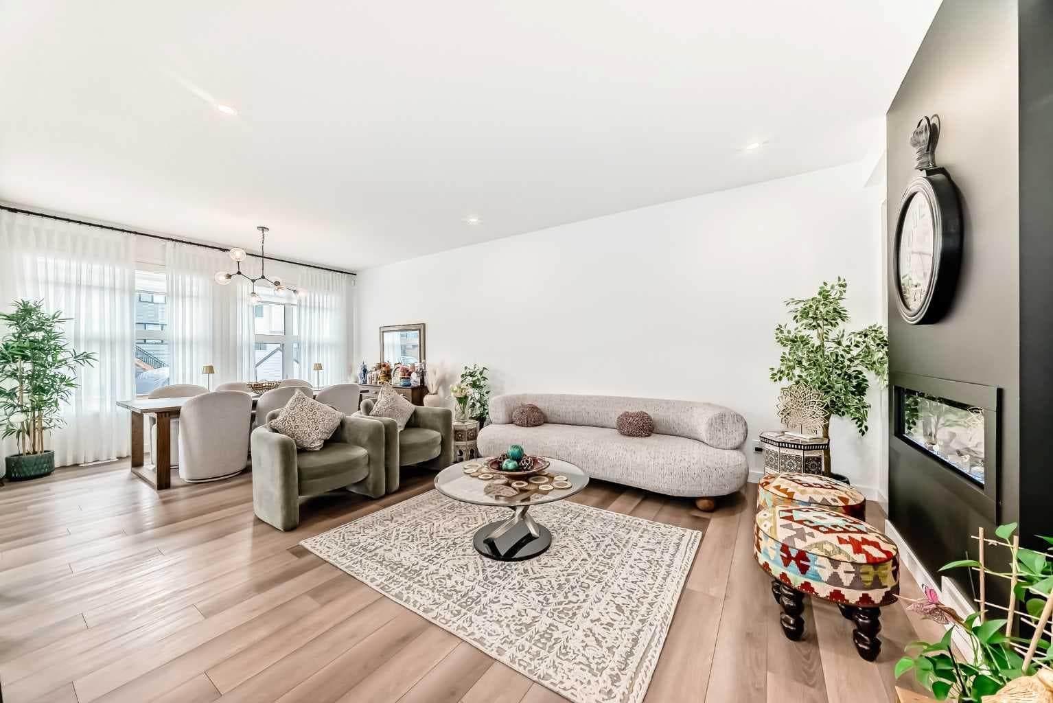 385 Edith Road NW