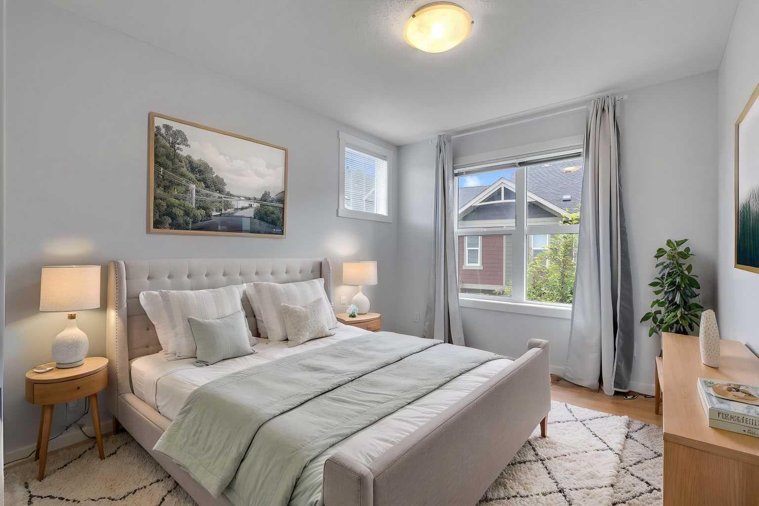 237 Cranbrook Square SE