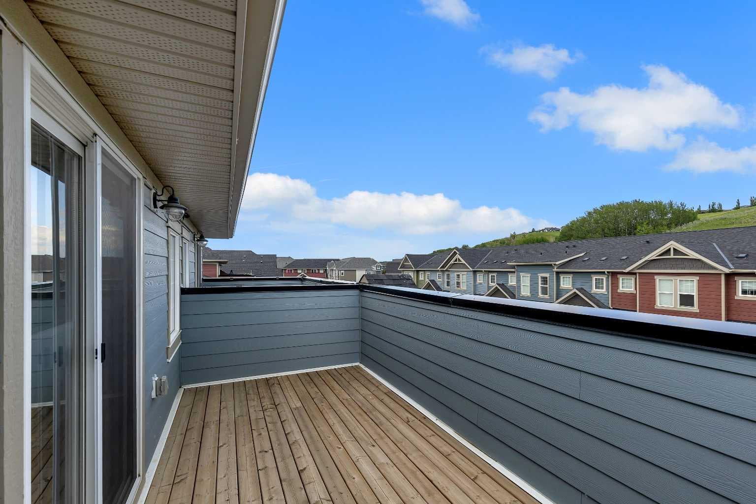237 Cranbrook Square SE