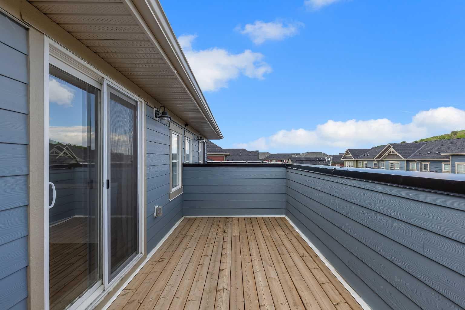 237 Cranbrook Square SE
