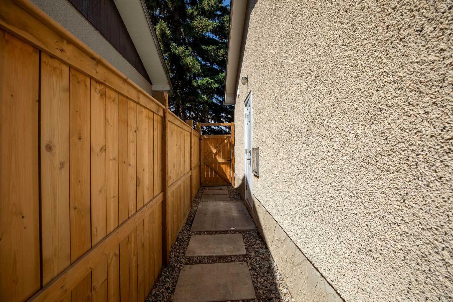 119 Maranda Close NE