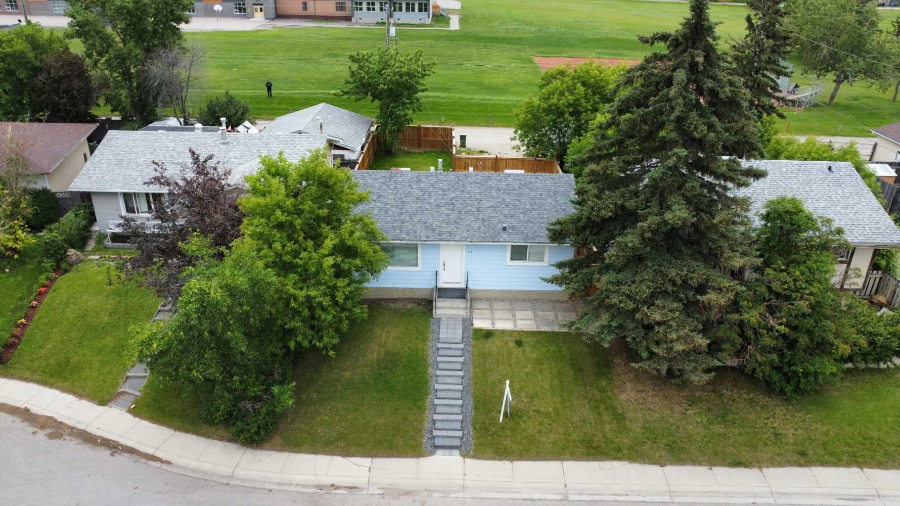 119 Maranda Close NE