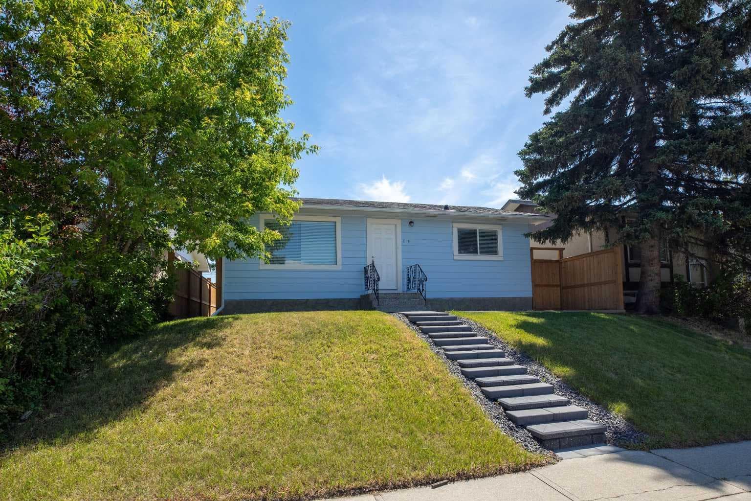 119 Maranda Close NE