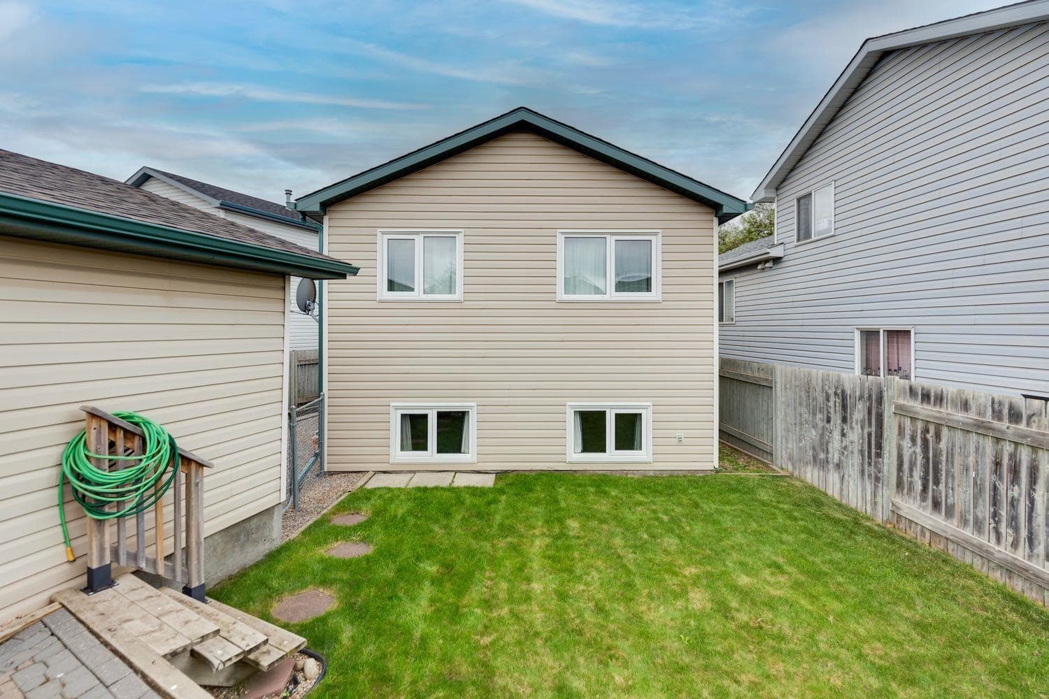 209 Martin Crossing Way NE