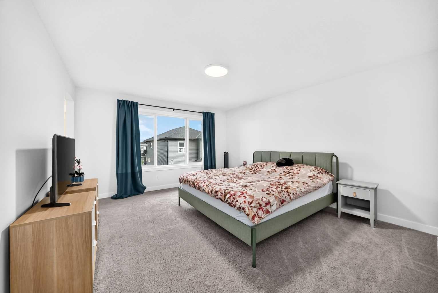 118 Ambleside Heath NW