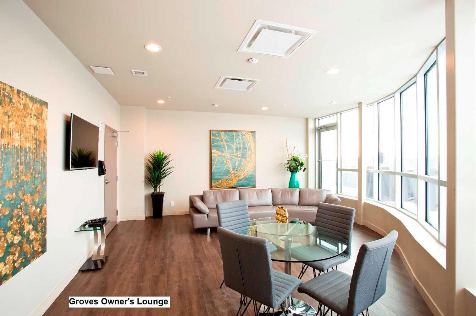 206, 16 Varsity Estates Circle NW