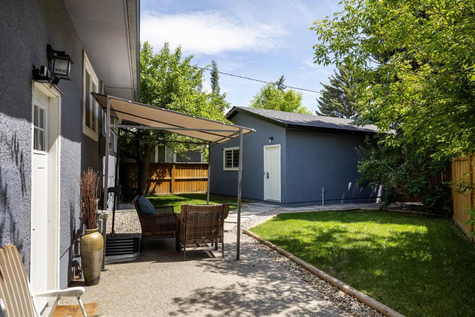 723 75 Avenue SW