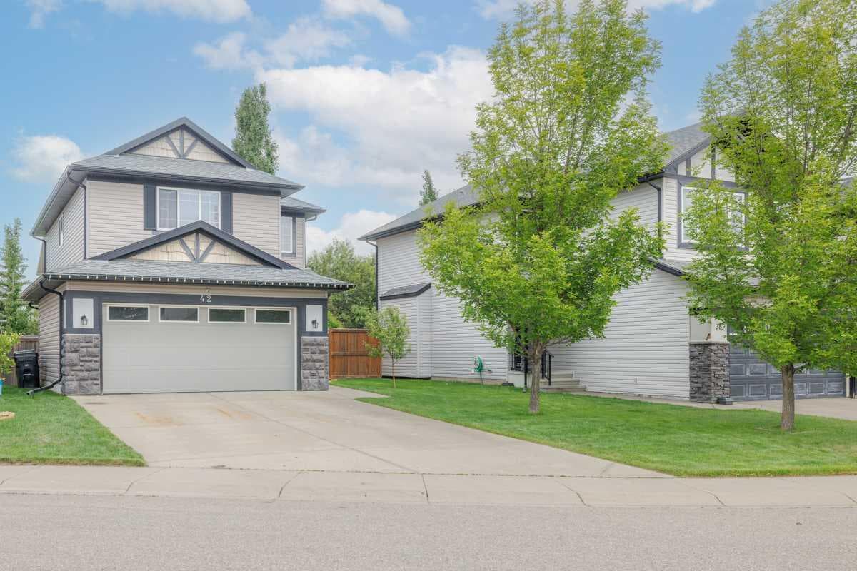 42 Royal Birch Landing NW