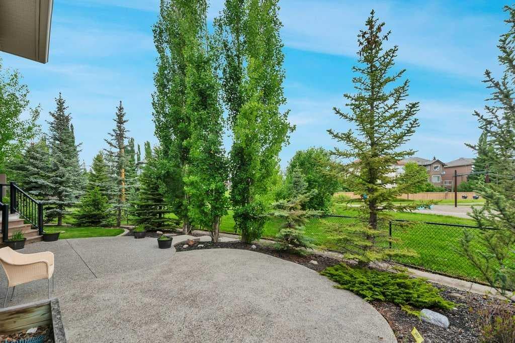 377 Evergreen Circle SW