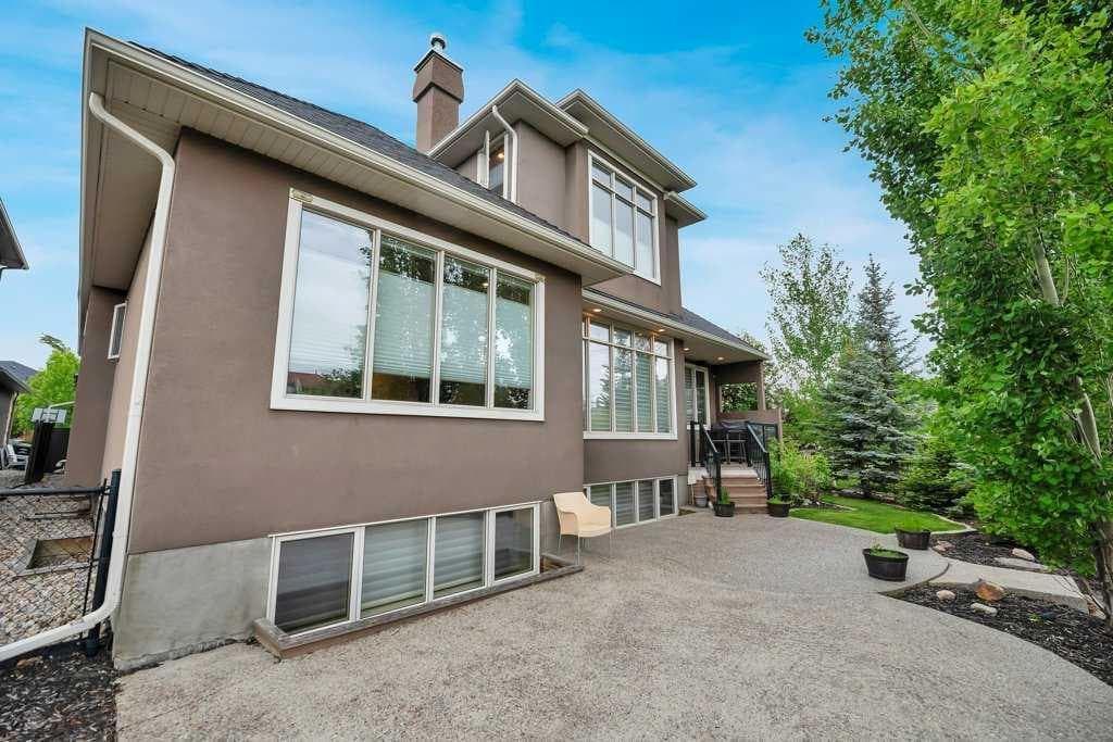 377 Evergreen Circle SW