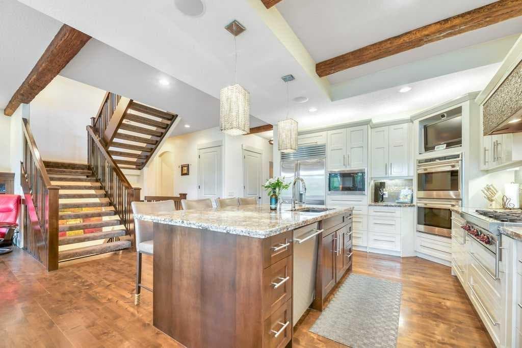 377 Evergreen Circle SW