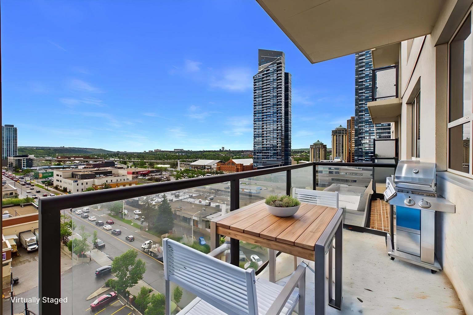 1005, 1053 10 Street SW