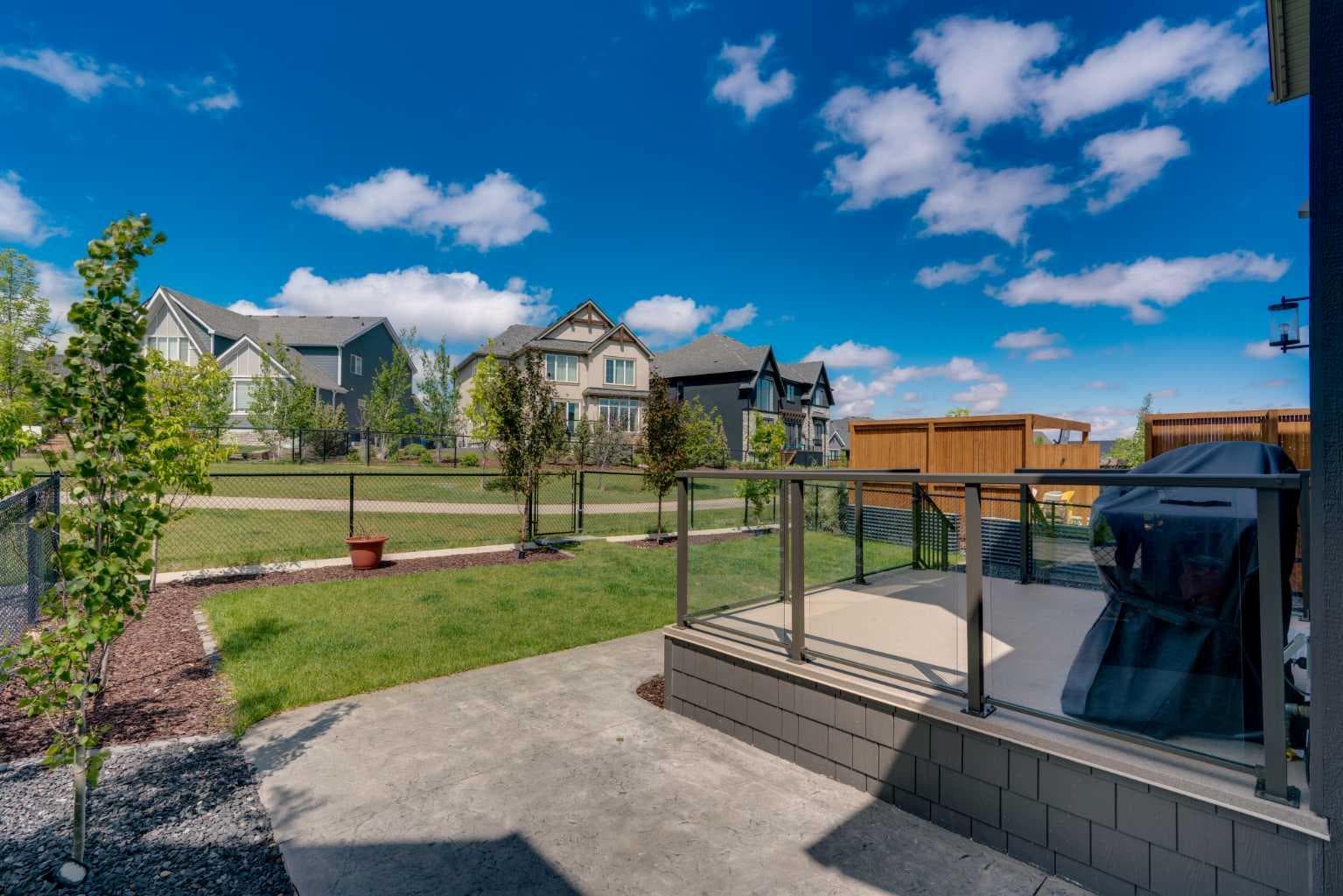 236 Marina Grove SE