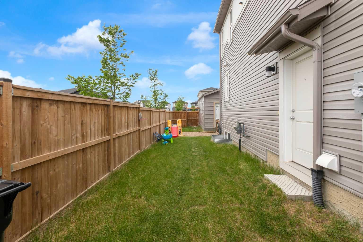 106 Cornerbrook Manor NE