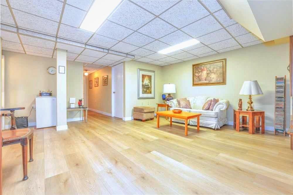258, 20 Midpark Crescent SE