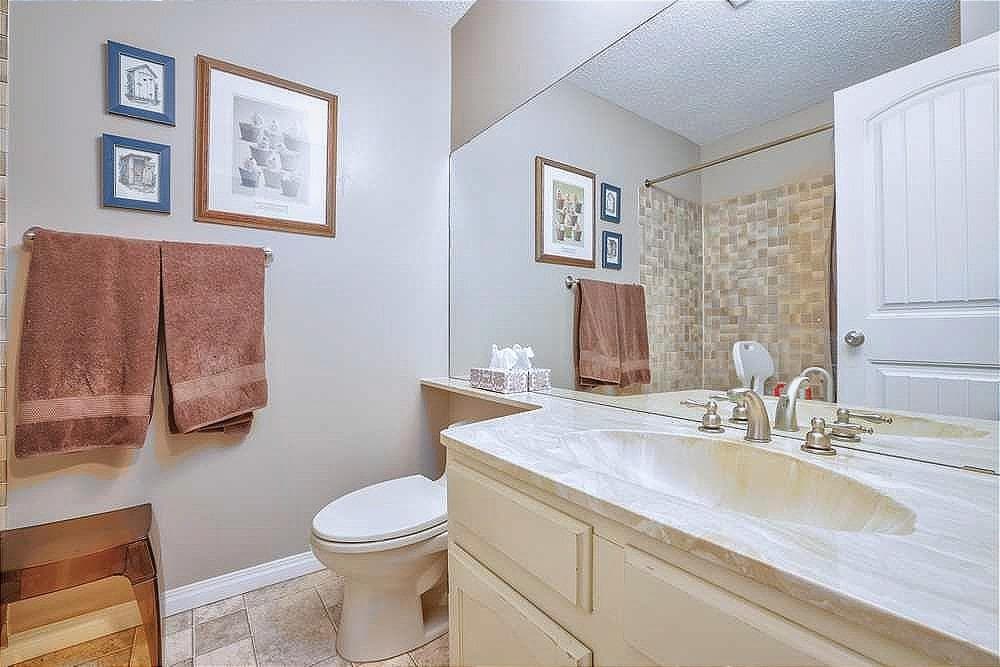 258, 20 Midpark Crescent SE