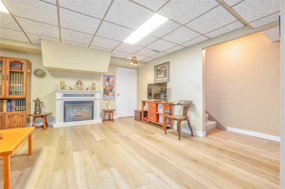 258, 20 Midpark Crescent SE