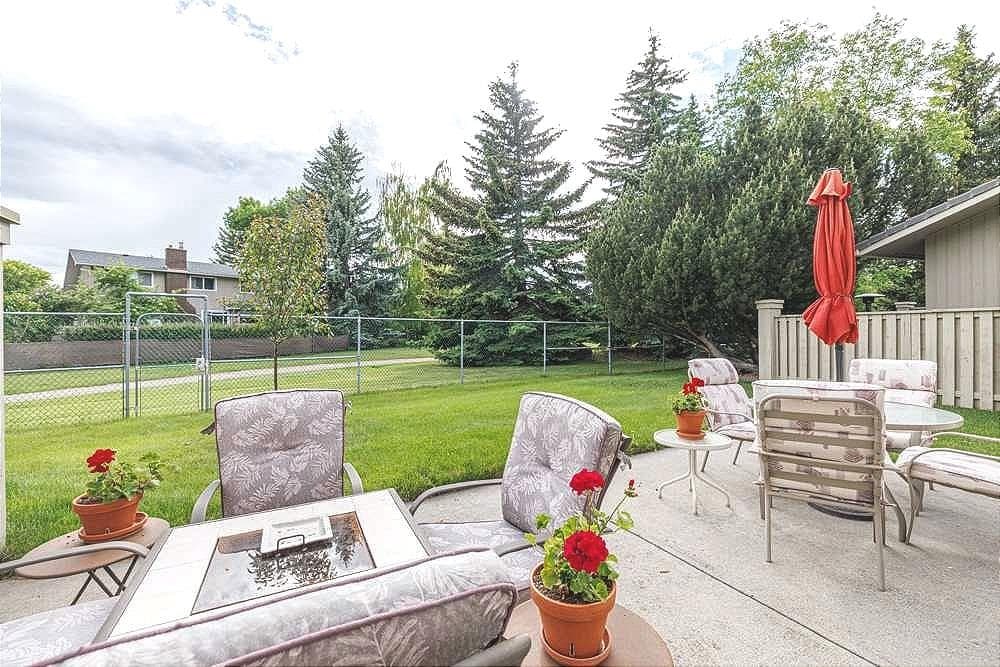 258, 20 Midpark Crescent SE