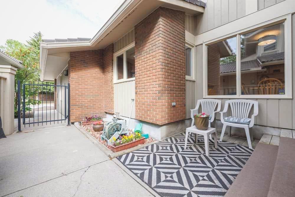 258, 20 Midpark Crescent SE