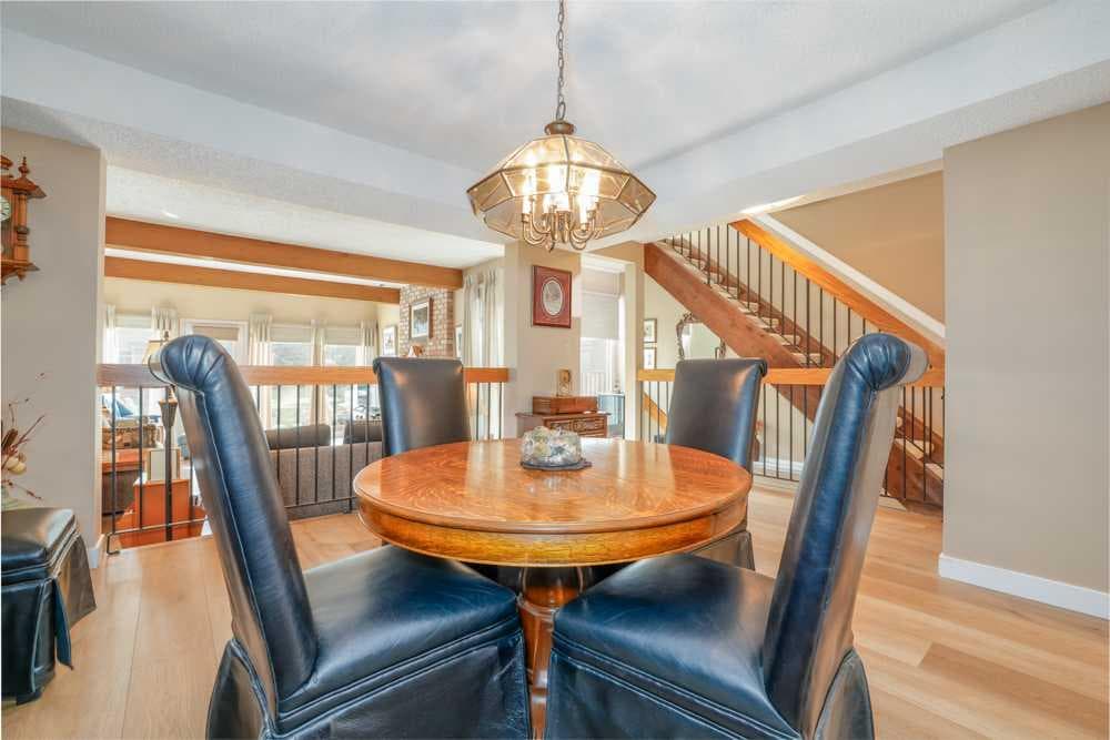 258, 20 Midpark Crescent SE