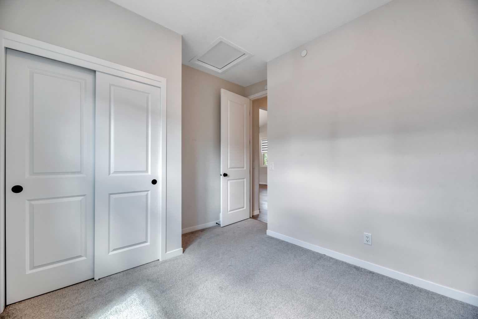 33 Lucas Rise NW