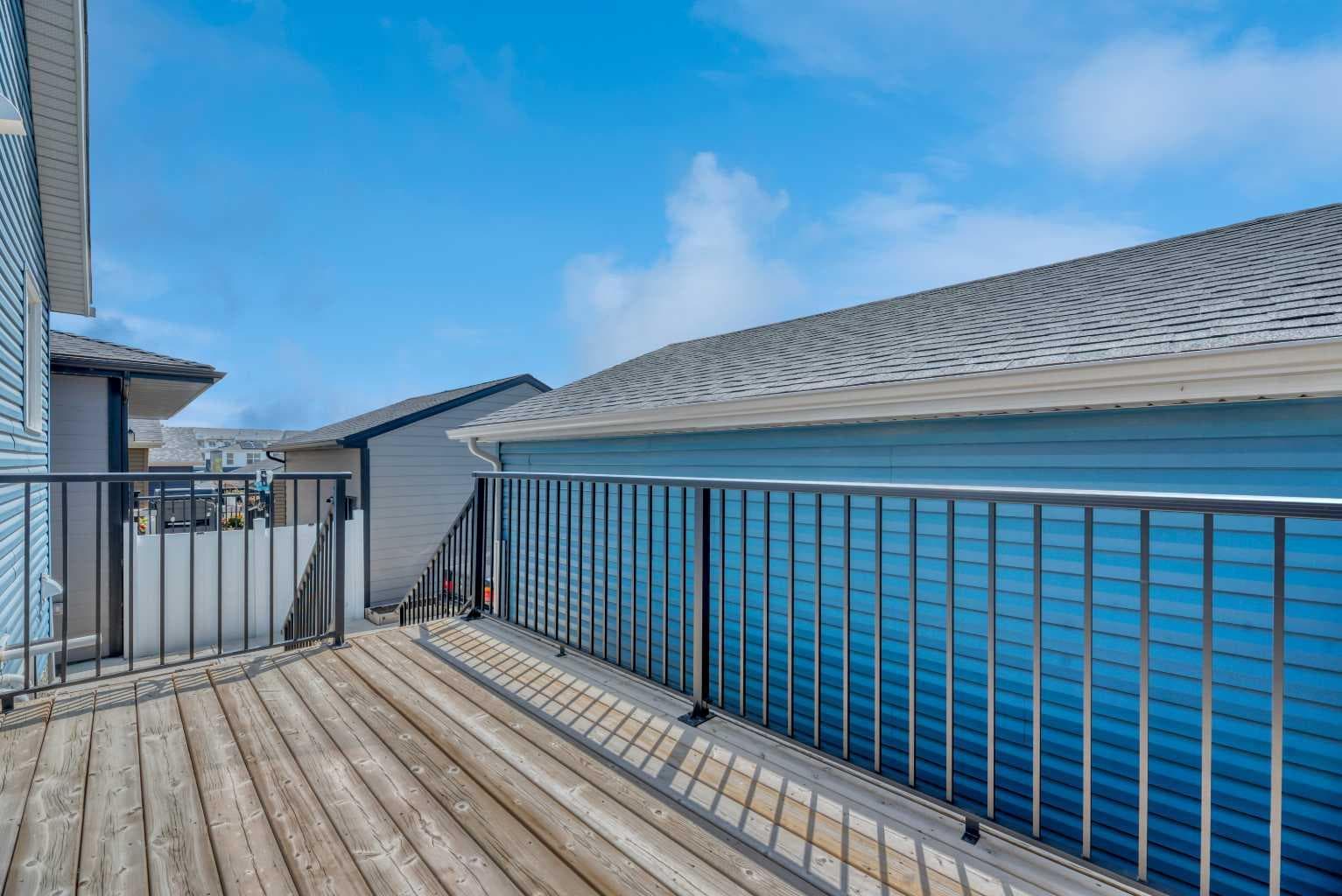 33 Lucas Rise NW