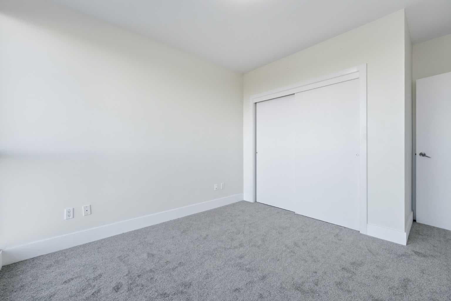 607, 2505 17 Avenue SW