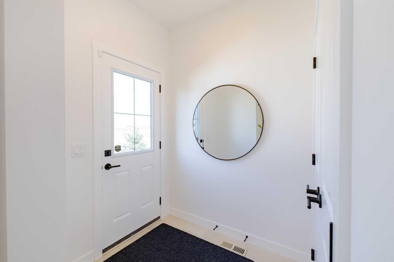 461 Rosemary Gardens SE