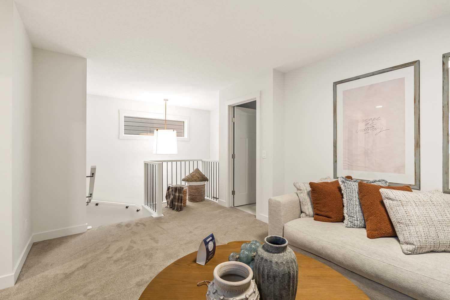 148 Lucas Green NW