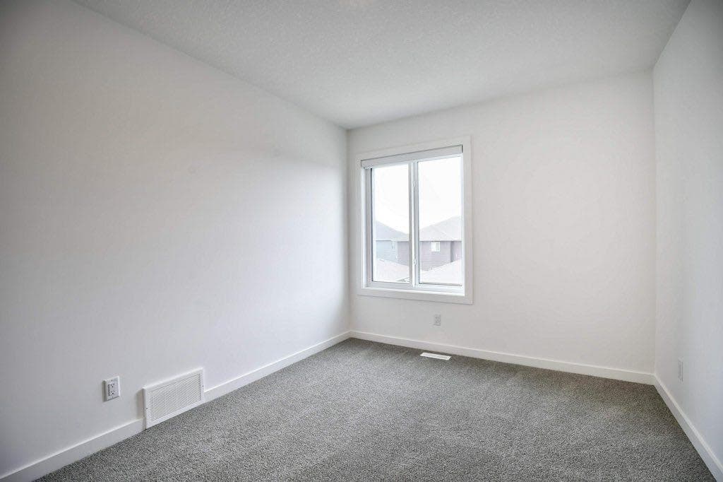 41 Legacy Point Terrace SE