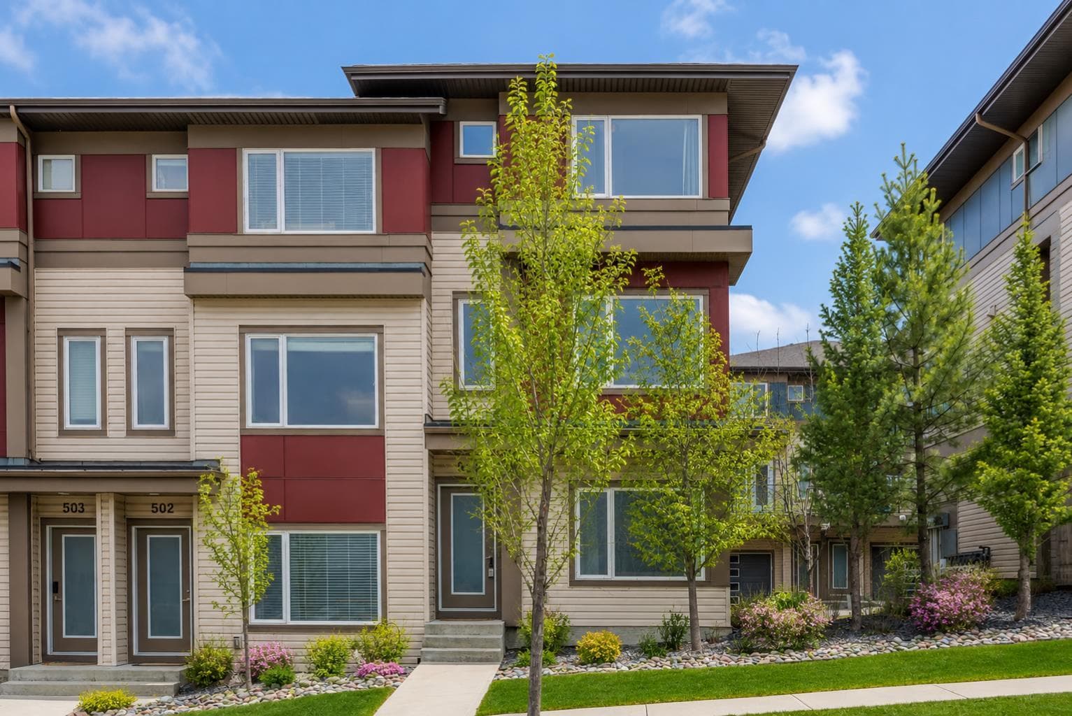 500, 501 River Heights Drive 