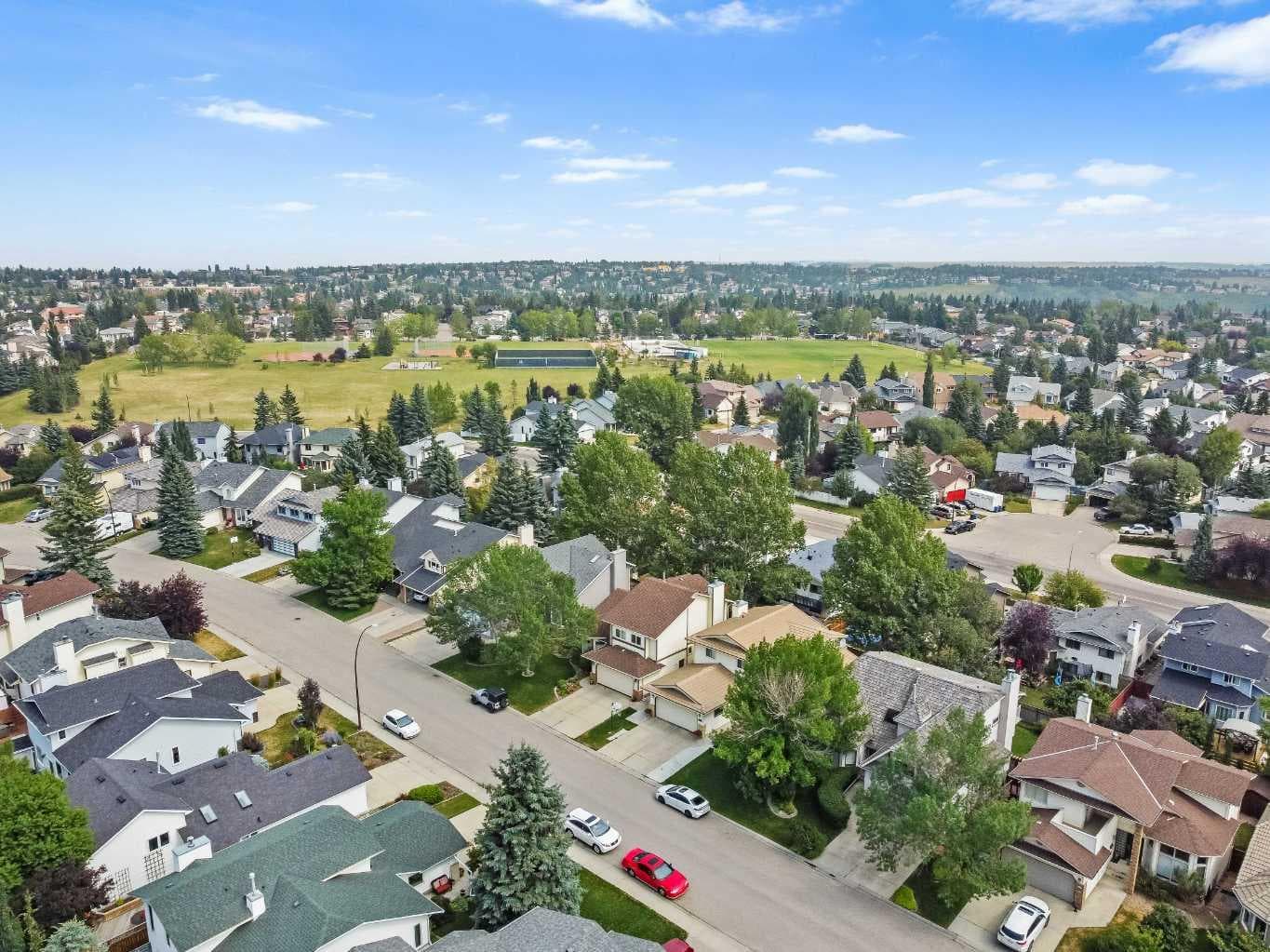 112 Hawkford Crescent NW