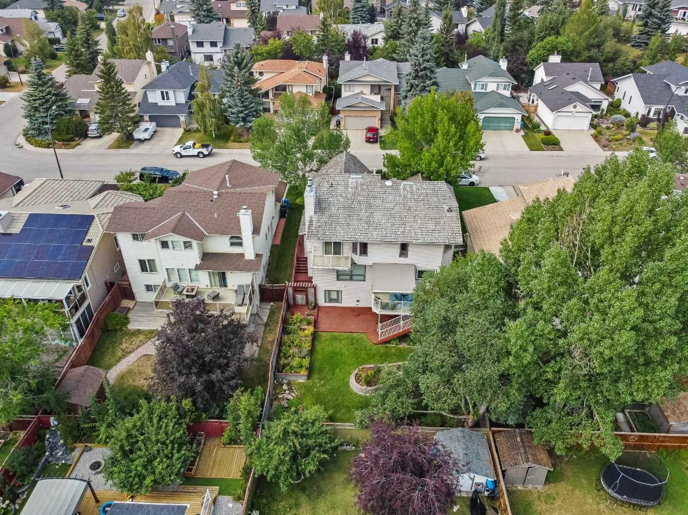 112 Hawkford Crescent NW