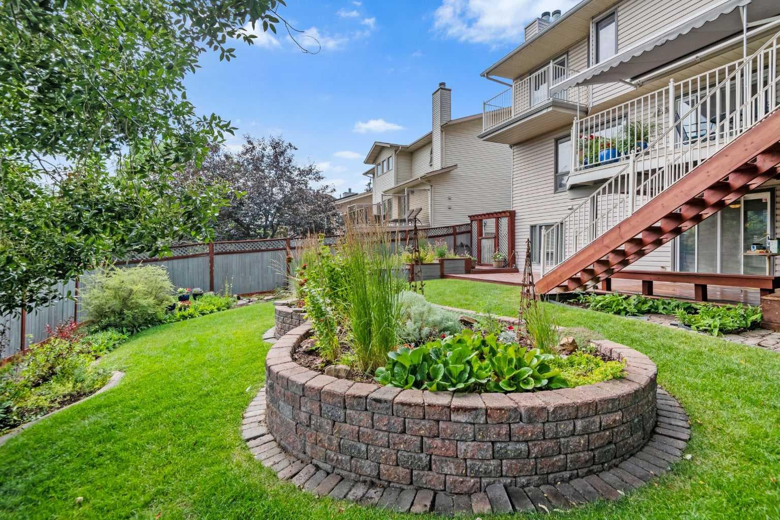 112 Hawkford Crescent NW
