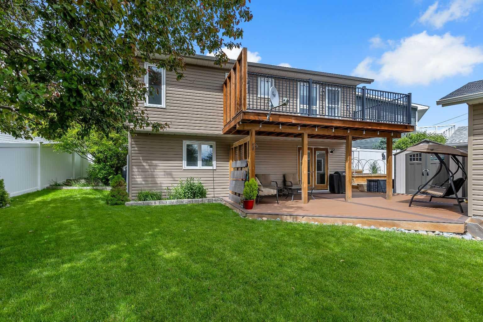 56 Coverdale Place NE