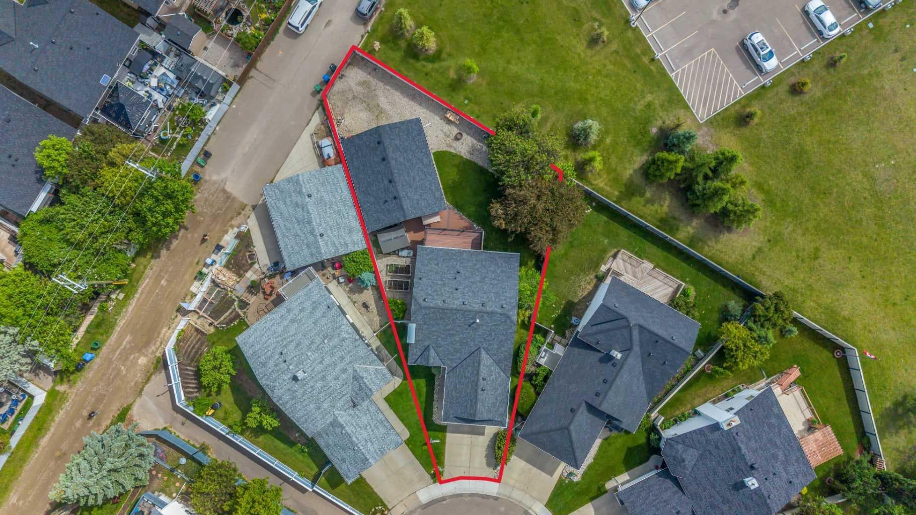 56 Coverdale Place NE