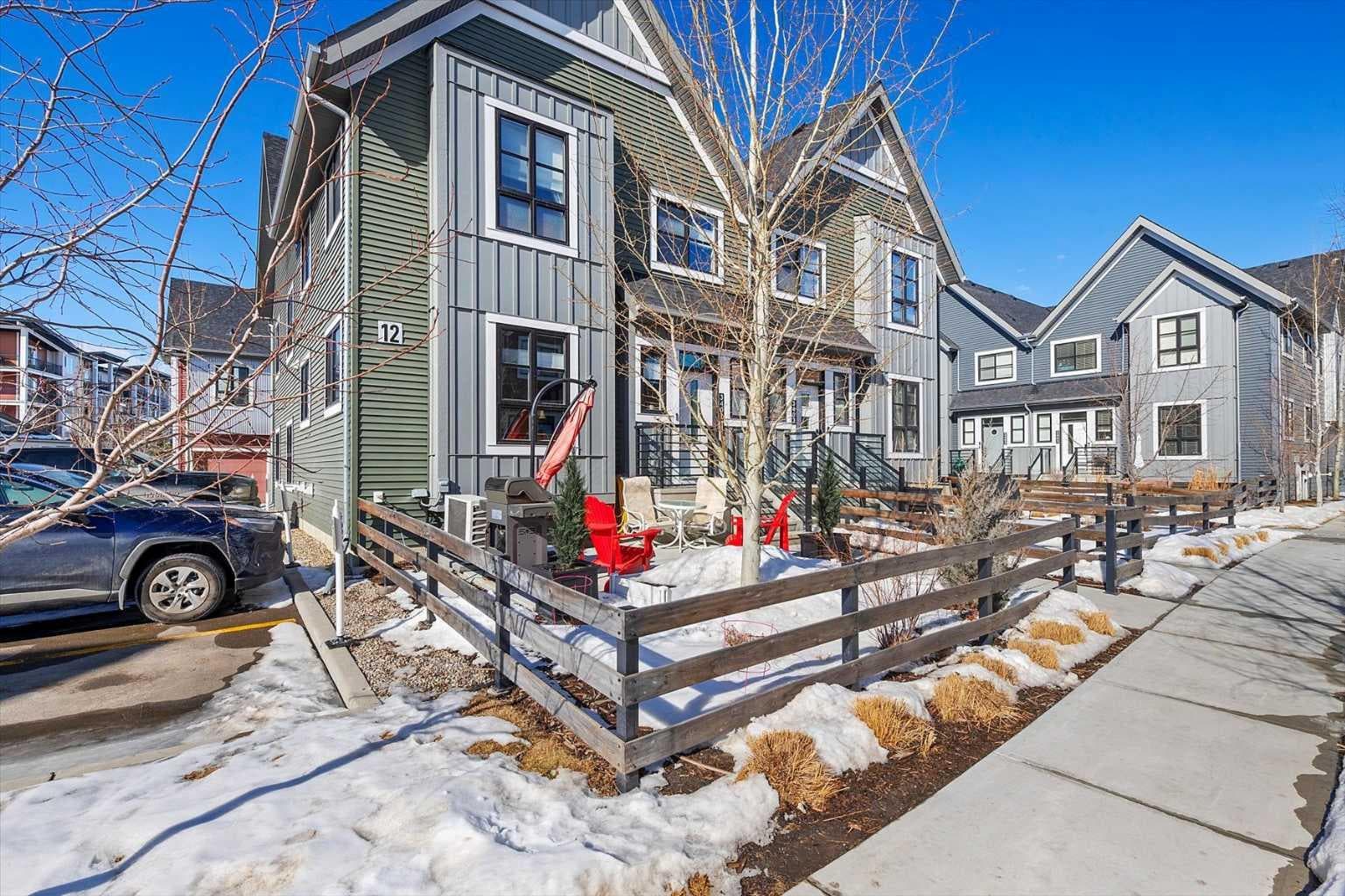 3401, 100 Walgrove Court SE