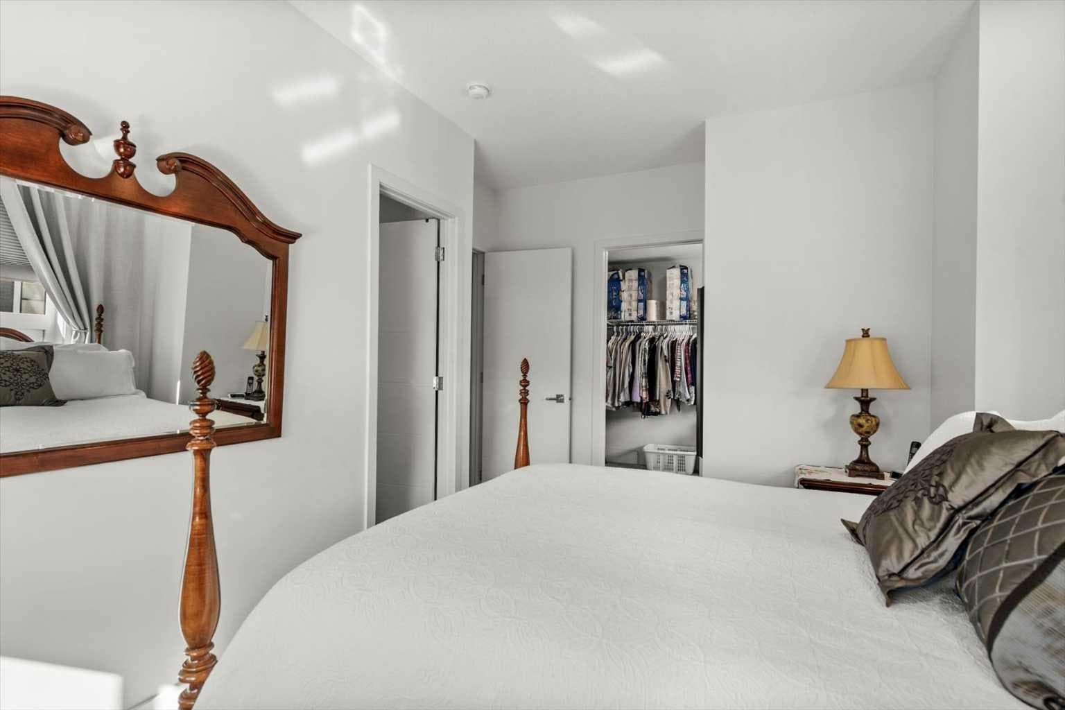 3401, 100 Walgrove Court SE