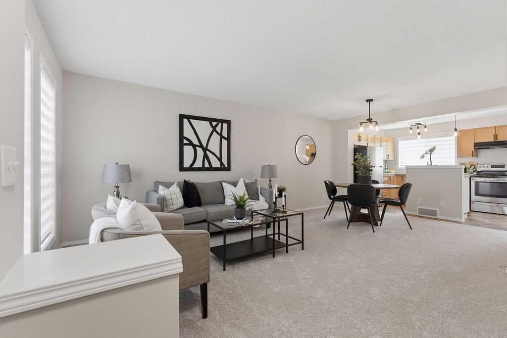 115 Elgin Meadows View SE