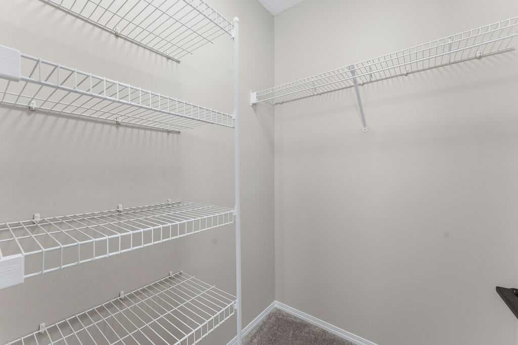 115 Elgin Meadows View SE