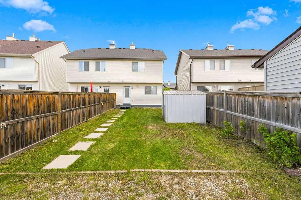 115 Elgin Meadows View SE