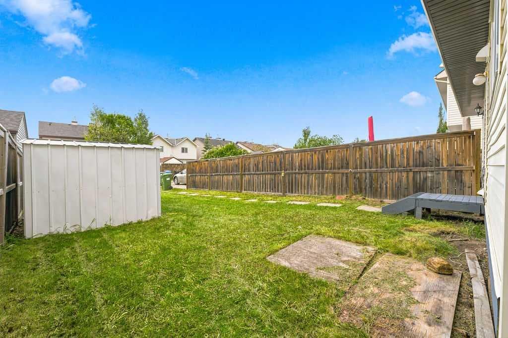 115 Elgin Meadows View SE