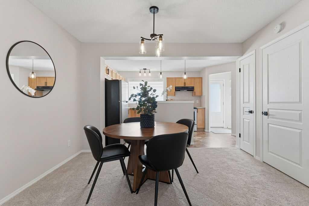 115 Elgin Meadows View SE