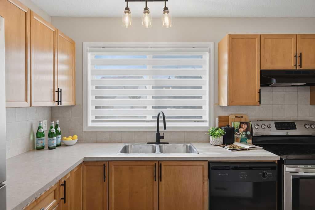 115 Elgin Meadows View SE