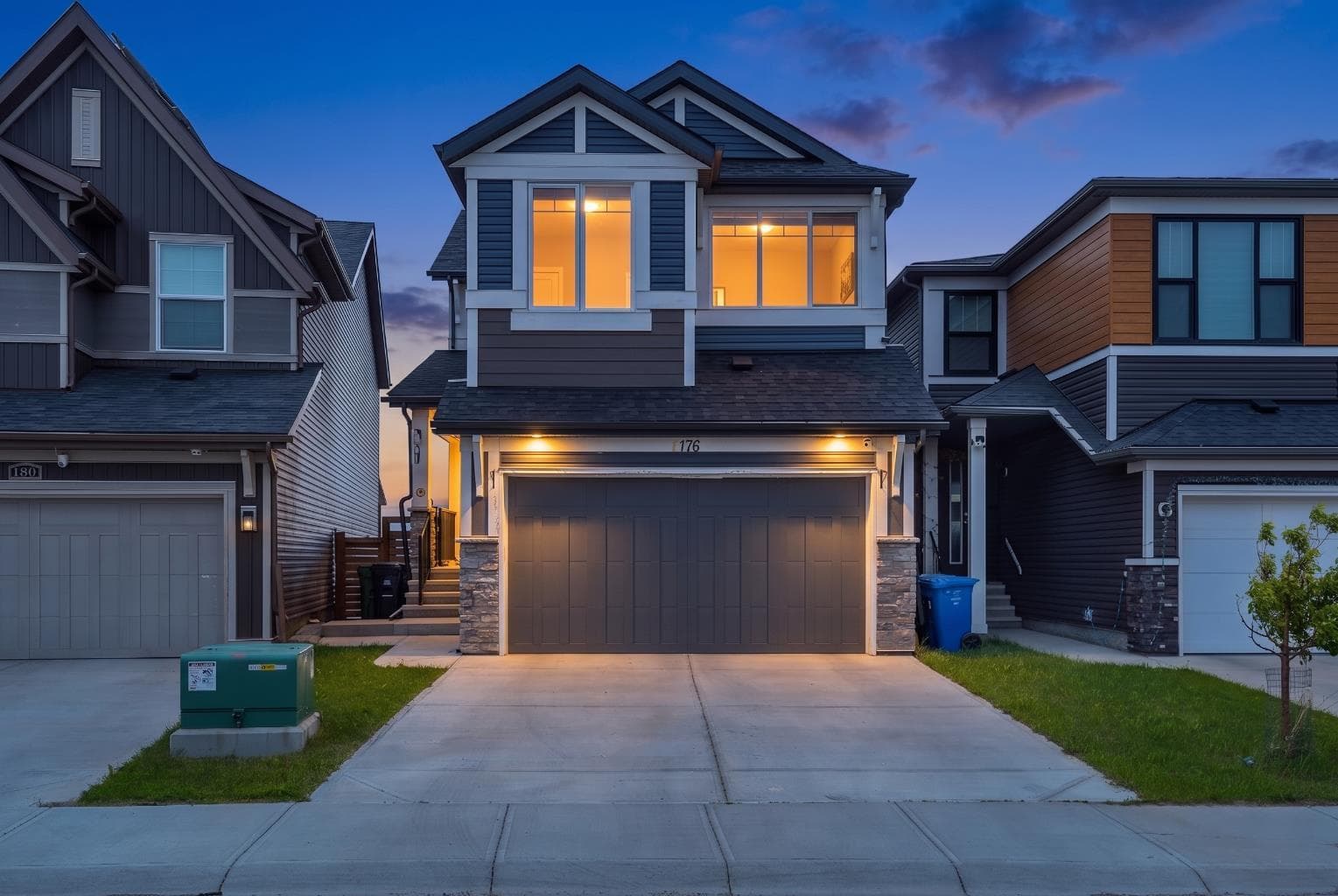 176 Howse Crescent NE