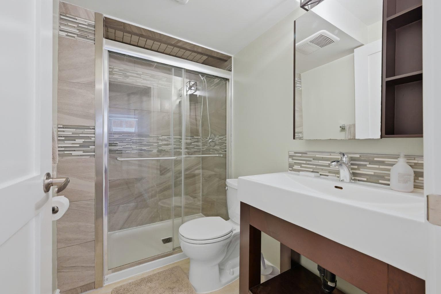 3016 Cedar Ridge Drive SW