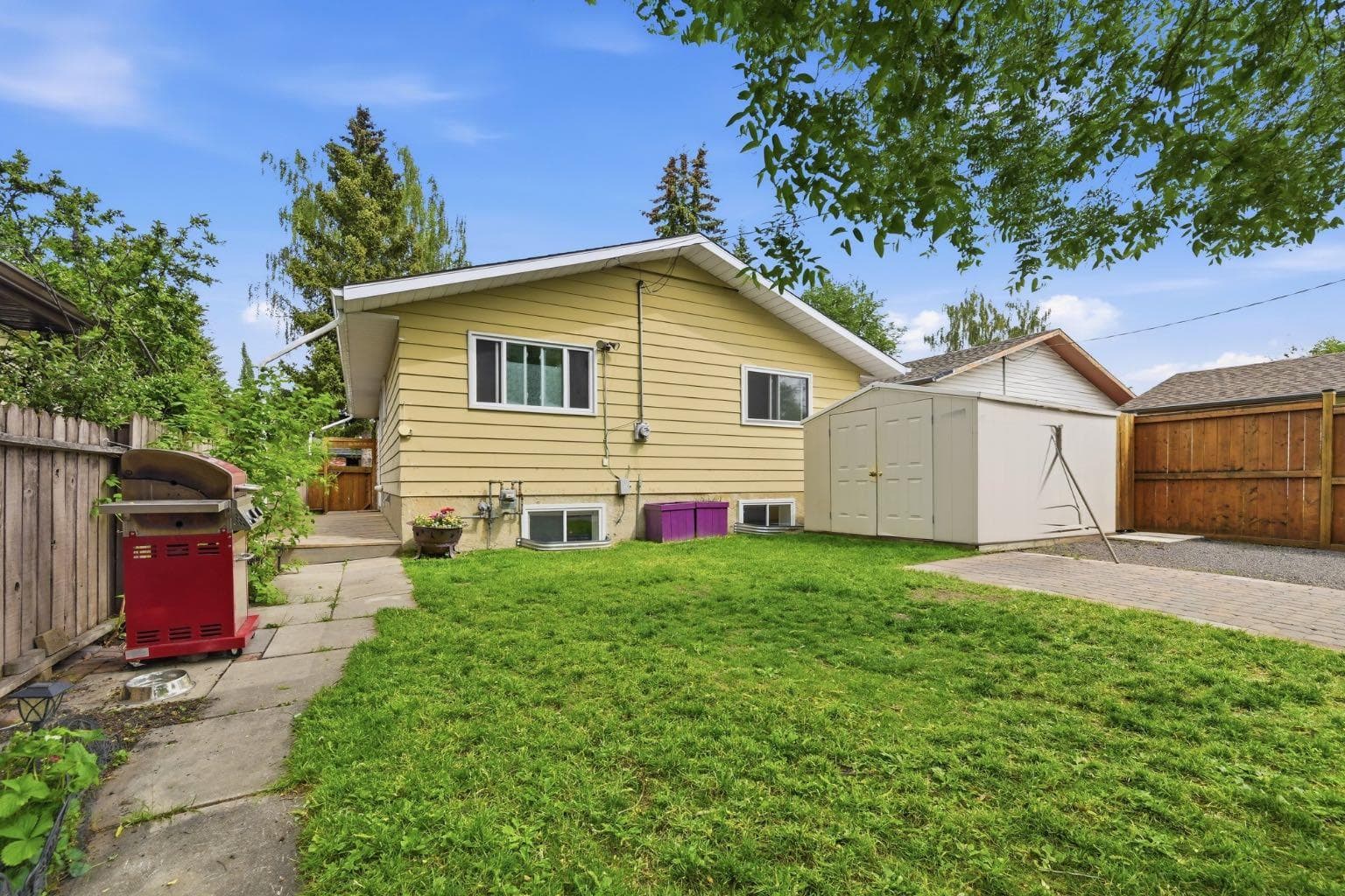 3016 Cedar Ridge Drive SW