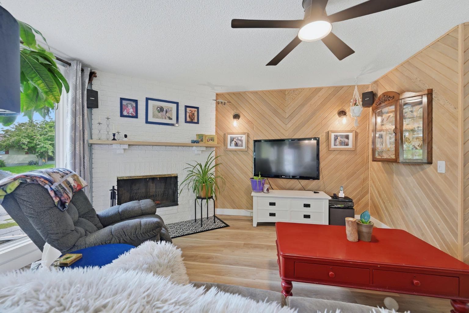 3016 Cedar Ridge Drive SW